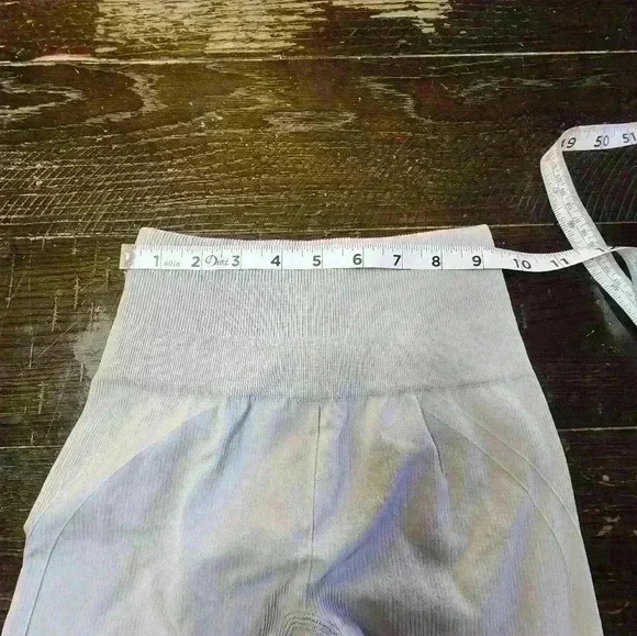 Lululemon x Taryn Toomey's The Class cropped leggings - Picture 2 of 5